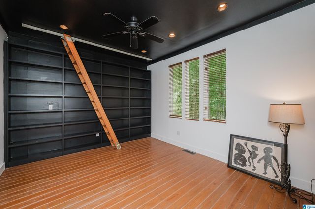 4350 CLIFF ROAD, Birmingham, AL 35222