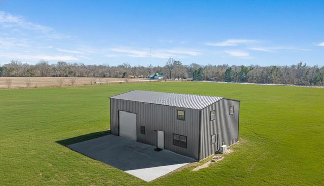 1151 CR 24900 Road, Roxton, TX 75477