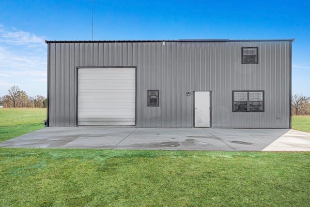 1151 CR 24900 Road, Roxton, TX 75477