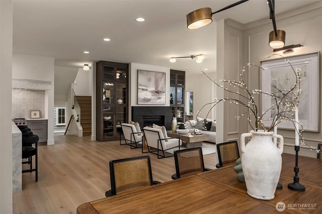 1027 McGilvra Boulevard E, Seattle, WA 98112