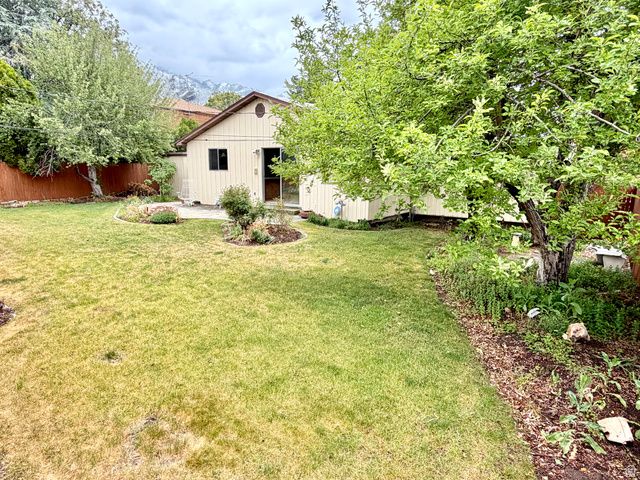 2983 E BANBURY RD, Cottonwood Heights, UT 84121