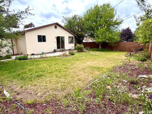 2983 E BANBURY RD, Cottonwood Heights, UT 84121