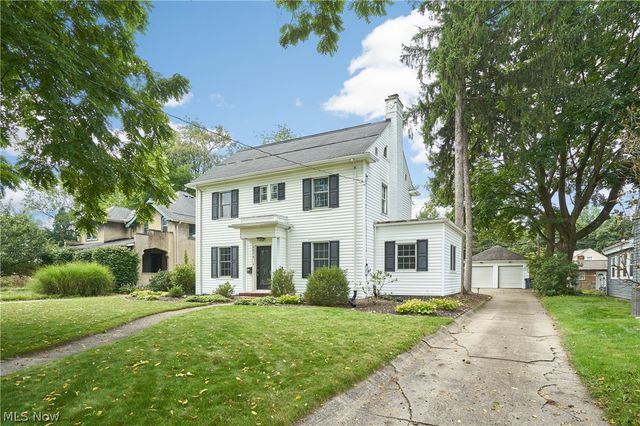1576 W Exchange Street, Akron, OH 44313