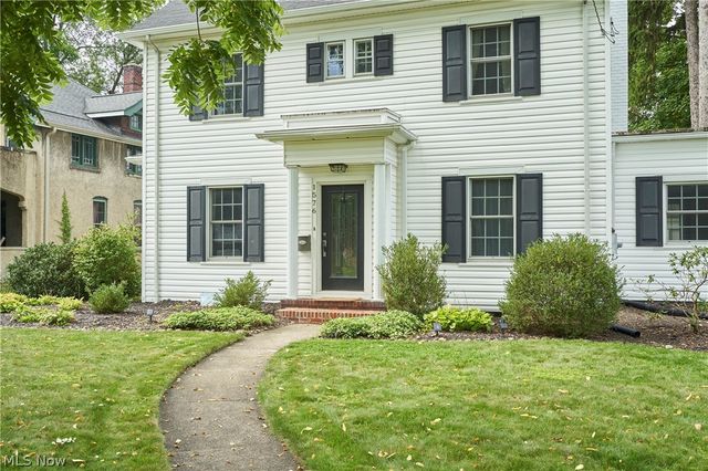 1576 W Exchange Street, Akron, OH 44313
