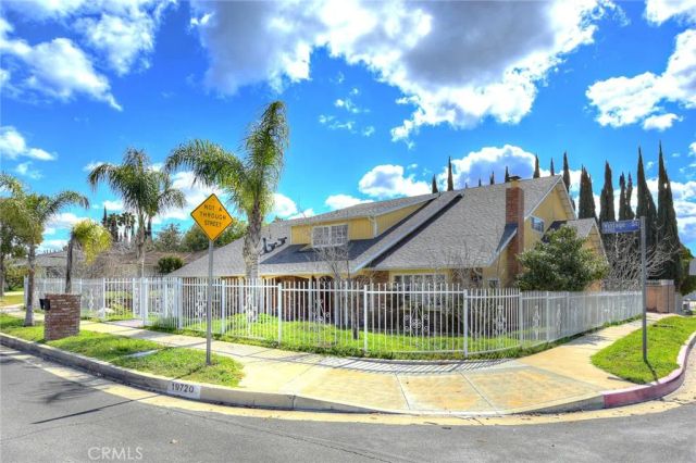 19720 Vintage, Chatsworth, CA 91311