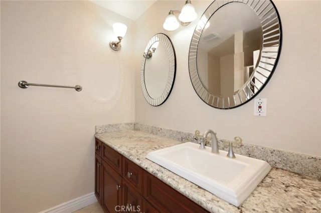 19720 Vintage, Chatsworth, CA 91311