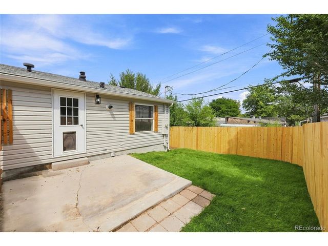106 County Road 37, Lochbuie, CO 80603