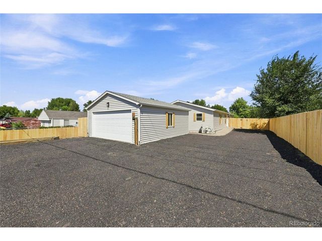 106 County Road 37, Lochbuie, CO 80603