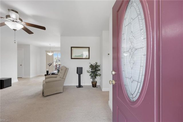 808 Compass DR, Elizabeth City, NC 27909