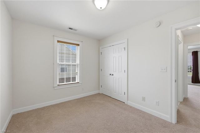 808 Compass DR, Elizabeth City, NC 27909