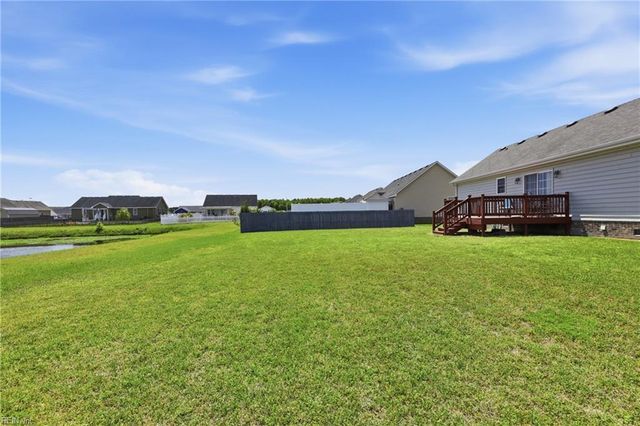 808 Compass DR, Elizabeth City, NC 27909