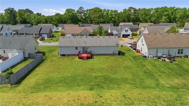808 Compass DR, Elizabeth City, NC 27909