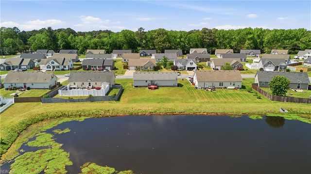 808 Compass DR, Elizabeth City, NC 27909