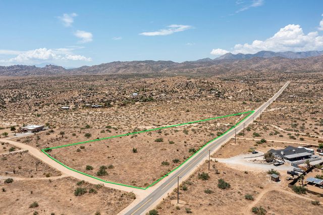 201 Pipes Canyon Road, Pioneertown, CA 92268