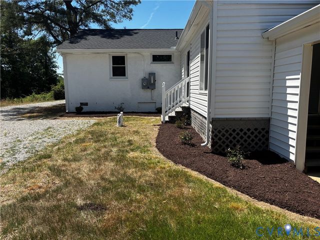 6456 Rural Point Rd, Hanover, VA 23116