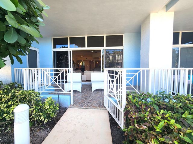 701 SE 21st Ave 103, Deerfield Beach, FL 33441
