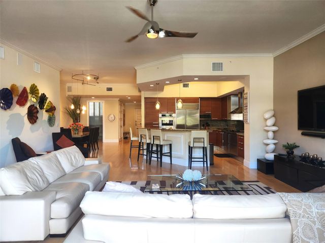 701 SE 21st Ave 103, Deerfield Beach, FL 33441