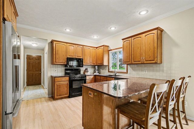 1330 Meadowgreen Court, Caledonia, MI 49316