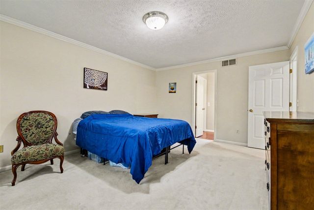 1330 Meadowgreen Court, Caledonia, MI 49316