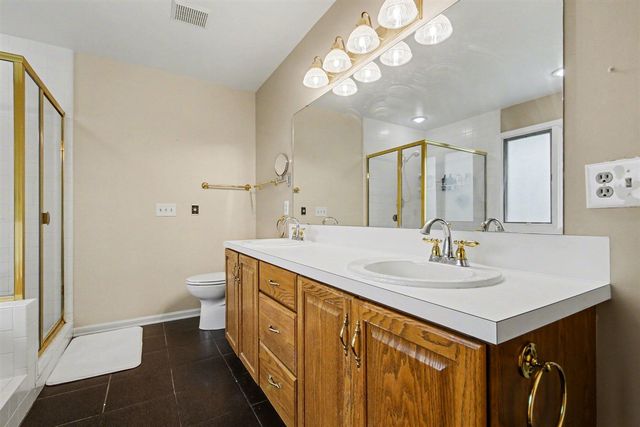1330 Meadowgreen Court, Caledonia, MI 49316
