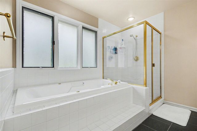 1330 Meadowgreen Court, Caledonia, MI 49316
