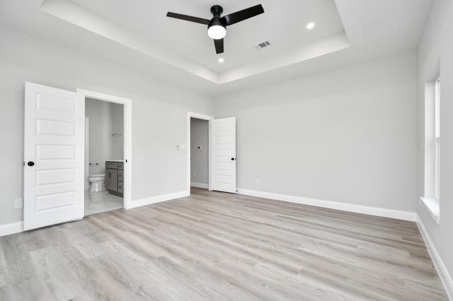 805 Road 5203, Cleveland, TX 77327
