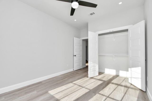 805 Road 5203, Cleveland, TX 77327