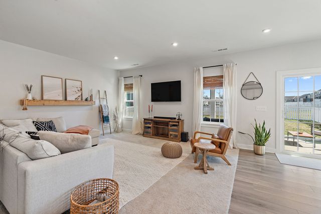 406 Ryan Ave, Gallatin, TN 37066