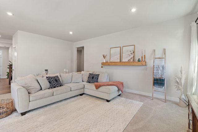 406 Ryan Ave, Gallatin, TN 37066