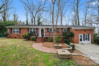 8101 Kerrybrook Circle, Charlotte, NC 28214