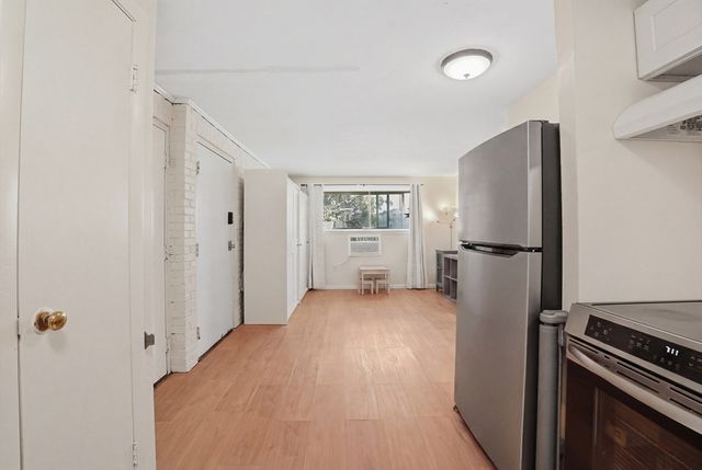 79 Holbrook Rd 2, Quincy, MA 02171