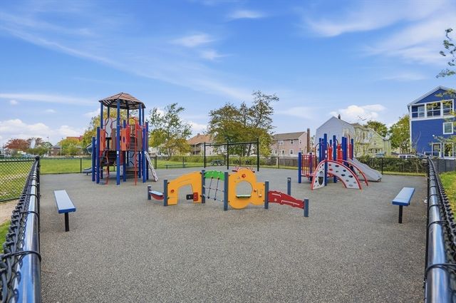 79 Holbrook Rd 2, Quincy, MA 02171