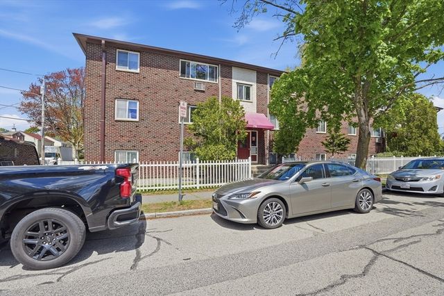 79 Holbrook Rd 2, Quincy, MA 02171