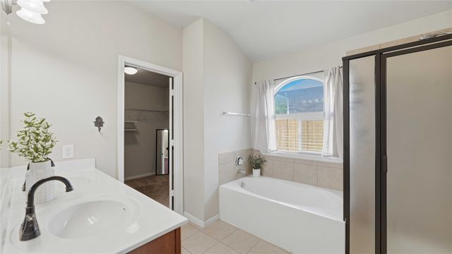 2122 Dragon Trail, New Braunfels, TX 78130