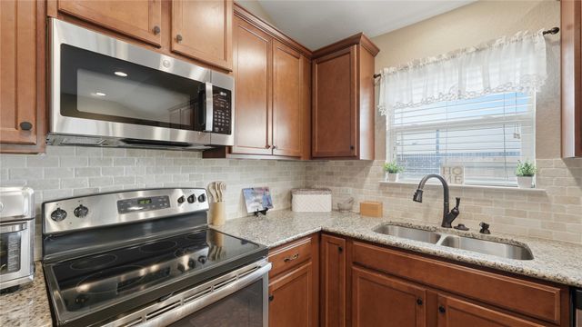 2122 Dragon Trail, New Braunfels, TX 78130