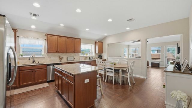 2122 Dragon Trail, New Braunfels, TX 78130