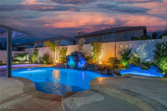 6655 Tranquil Seas Court, Las Vegas, NV 89139