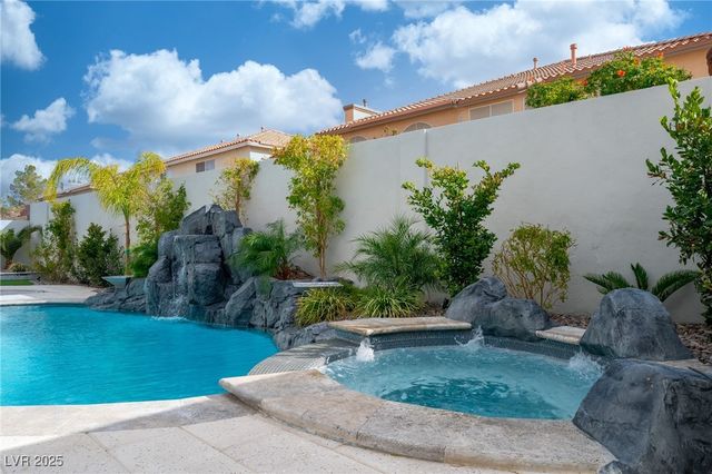 6655 Tranquil Seas Court, Las Vegas, NV 89139