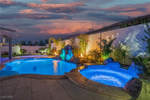 6655 Tranquil Seas Court, Las Vegas, NV 89139