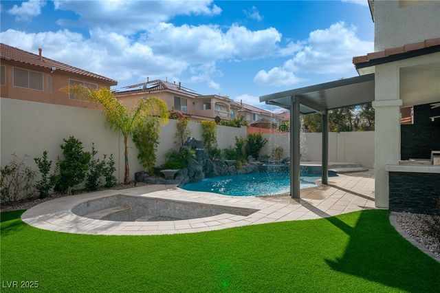 6655 Tranquil Seas Court, Las Vegas, NV 89139