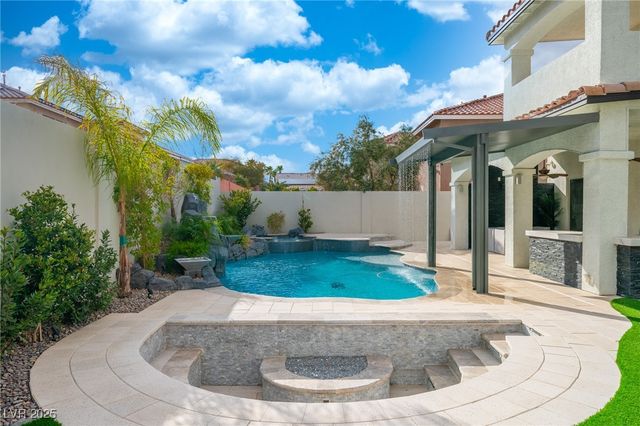 6655 Tranquil Seas Court, Las Vegas, NV 89139