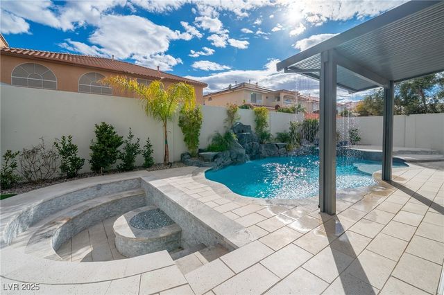 6655 Tranquil Seas Court, Las Vegas, NV 89139