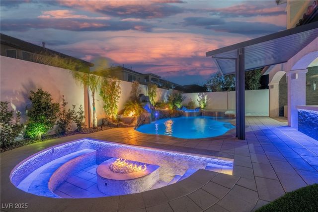 6655 Tranquil Seas Court, Las Vegas, NV 89139