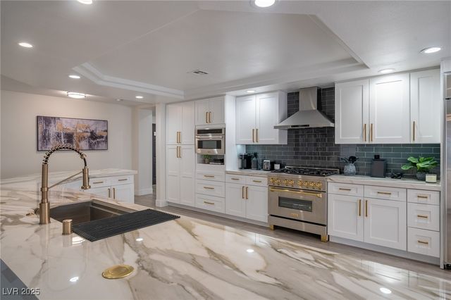 6655 Tranquil Seas Court, Las Vegas, NV 89139