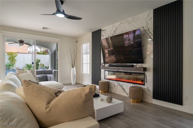 6655 Tranquil Seas Court, Las Vegas, NV 89139