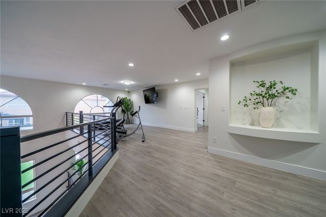 6655 Tranquil Seas Court, Las Vegas, NV 89139