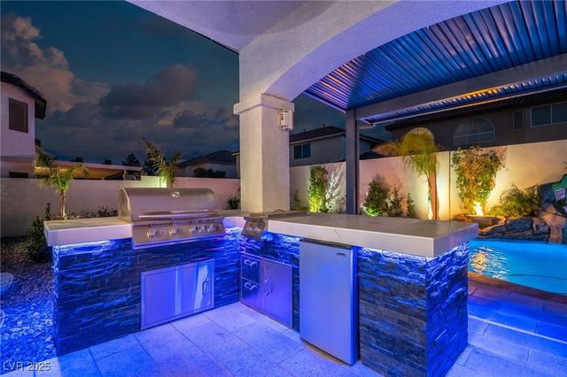 6655 Tranquil Seas Court, Las Vegas, NV 89139