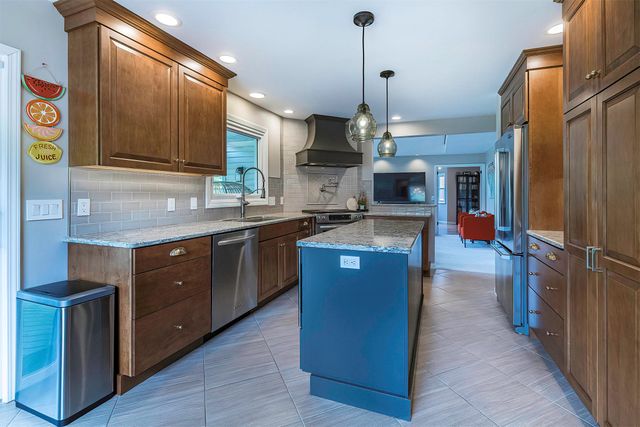 4168 WESTBURY RIDGE Drive, Erie, PA 16506