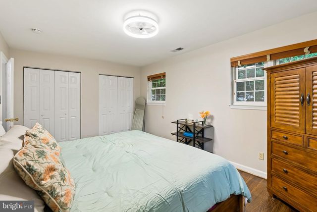 110 LAKE VIEW DR, Annapolis, MD 21403