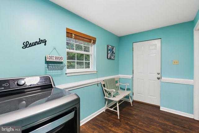 110 LAKE VIEW DR, Annapolis, MD 21403